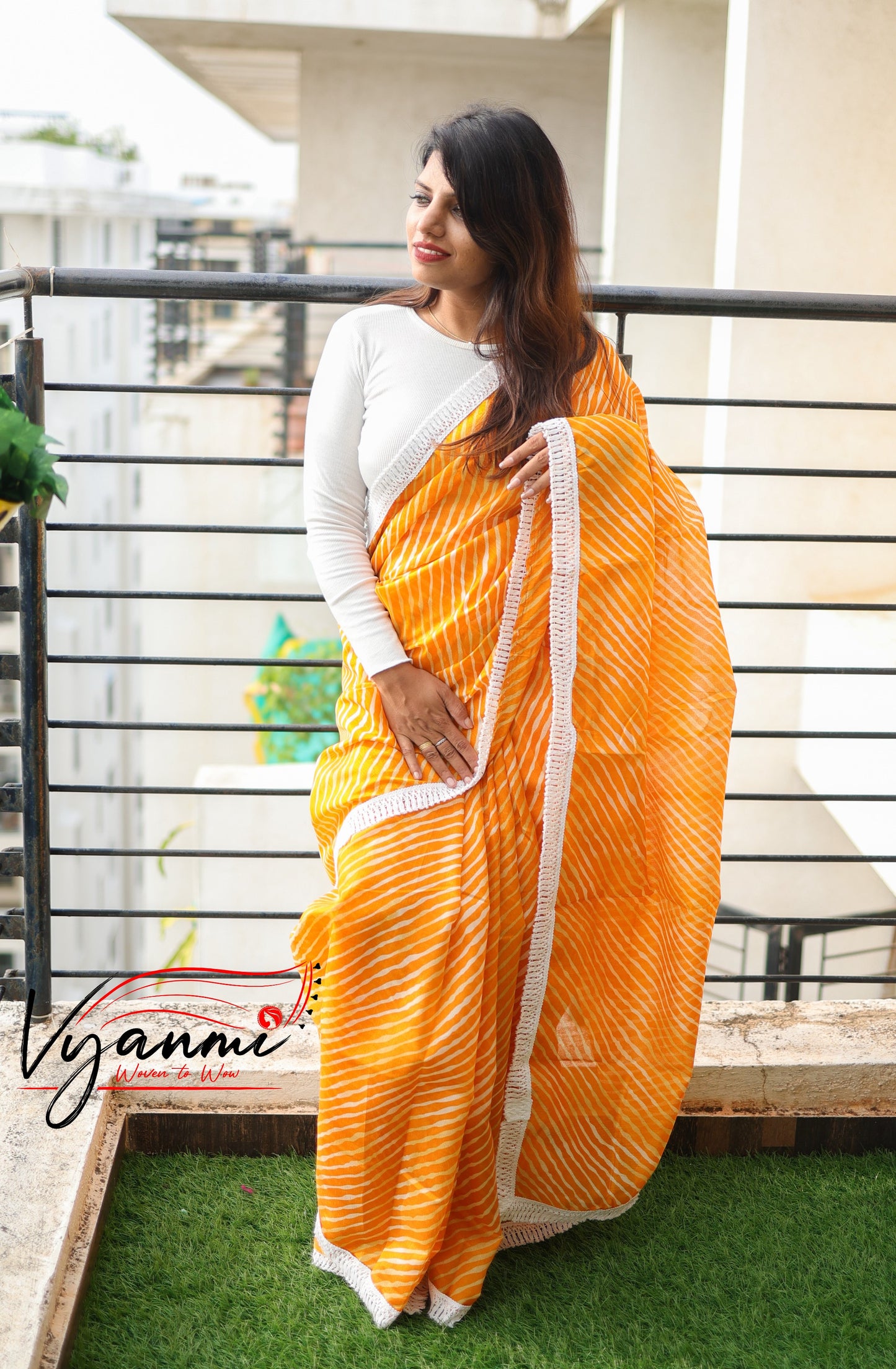 Vyanmi Orange Leher Linen Saree