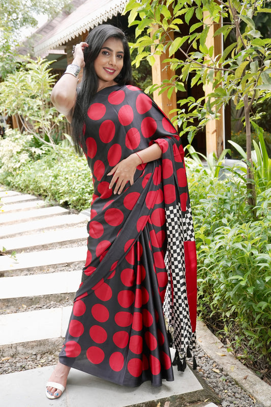 Vyanmi Red Replay Semi Gajji Silk Saree