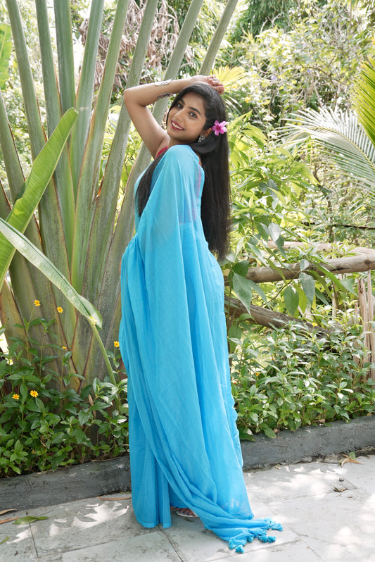 Vyanmi Sky Charm Mulmul Saree