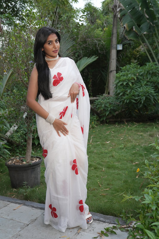 Vyanmi White Ruby Mulmul Saree