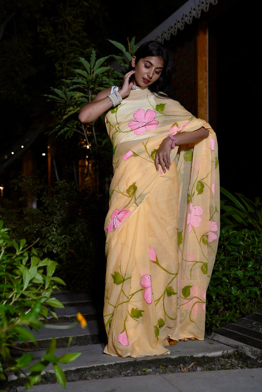 Vyanmi Yellow Peppy Mulmul Saree