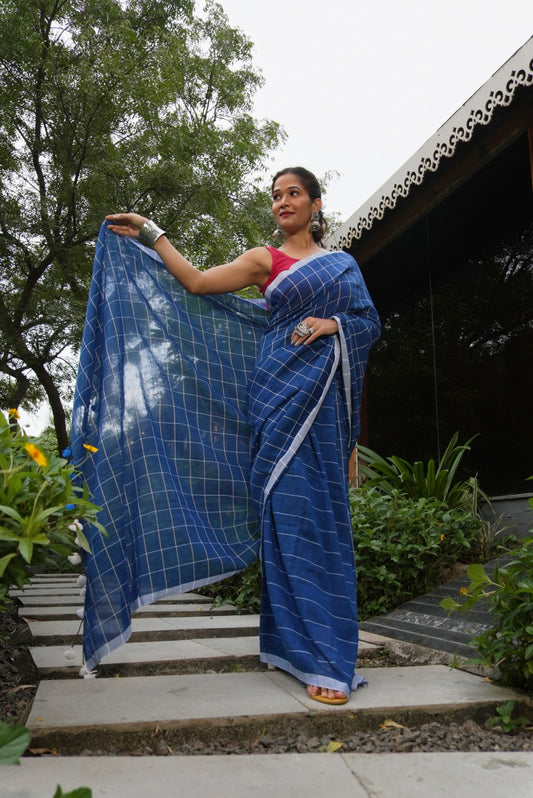 Vyanmi Blue Grid Handloom Saree