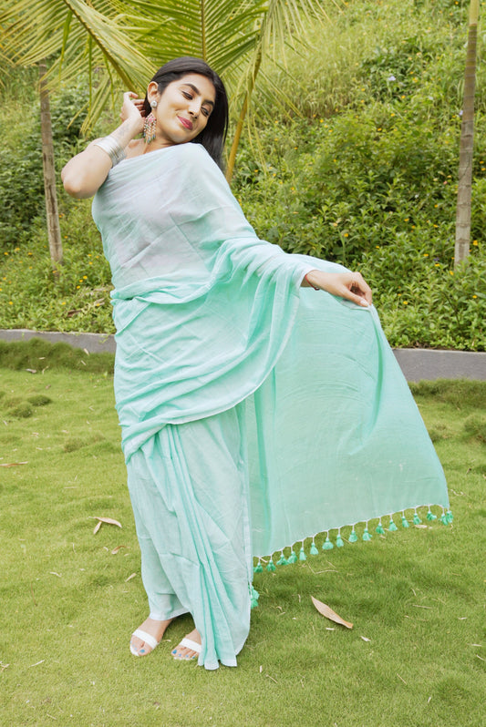 Vyanmi Pastel Mint Mulmul Saree