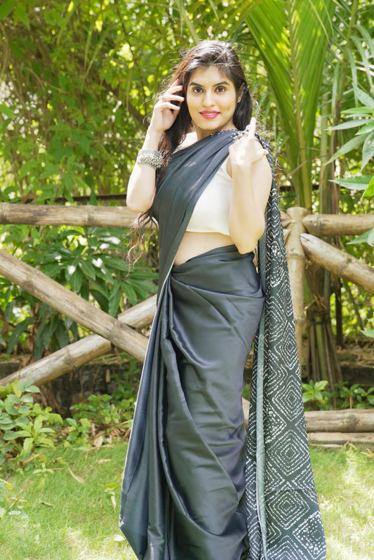 Vyanmi Black Aura Satin Silk Saree