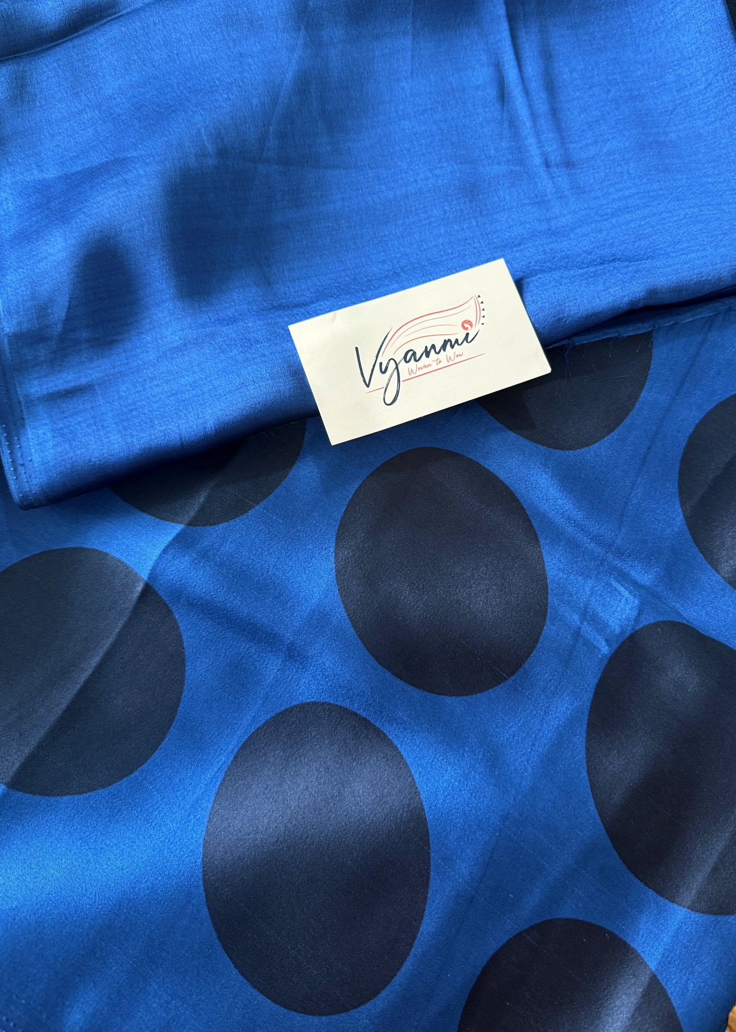 Vyanmi Indigo Pop Semi Gajji Silk Saree