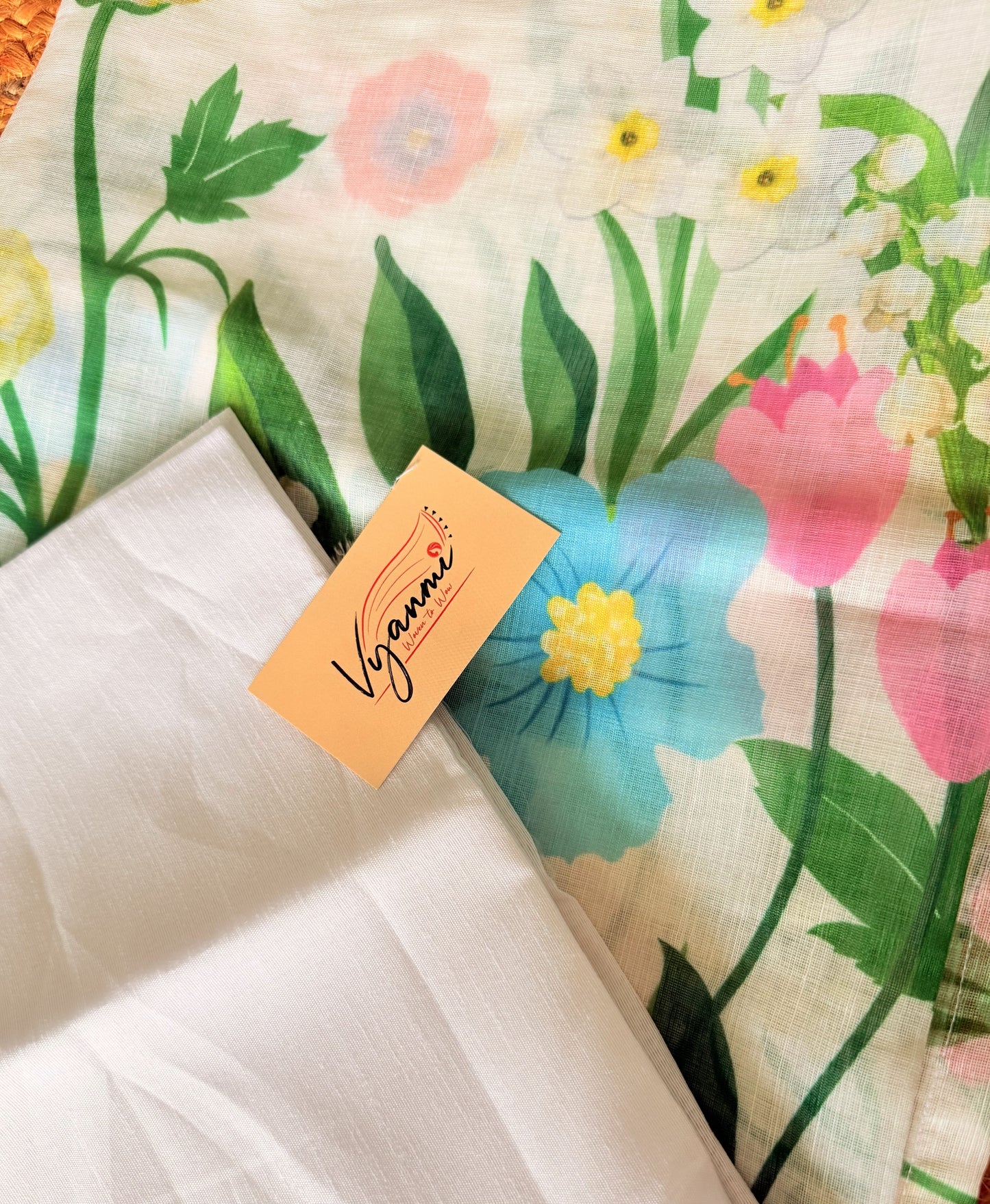 Vyanmi Basanti Breeze Linen Saree