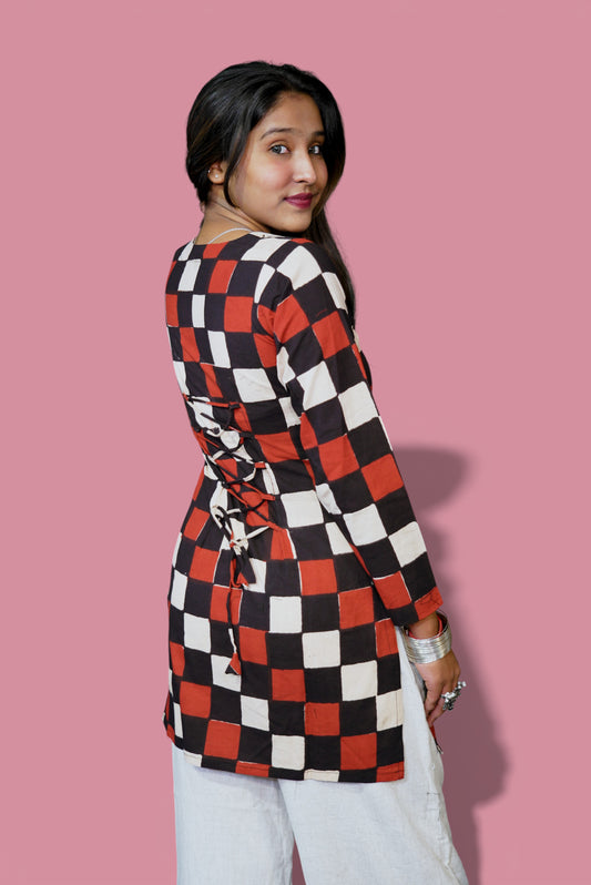 Vyanmi Inka Checkerboard Sleeved Corset Kurti