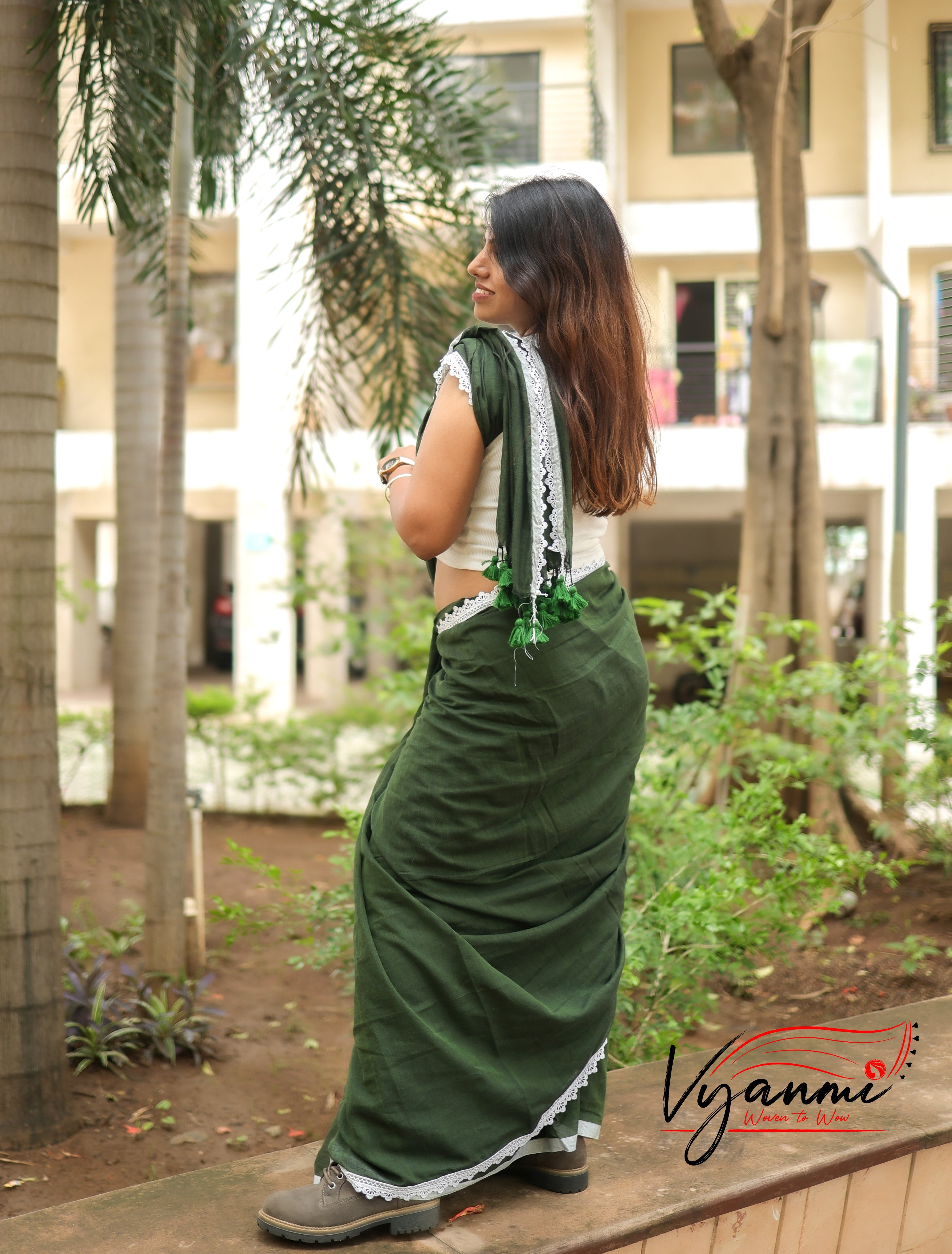 Vyanmi Urban Olive Mulmul Saree