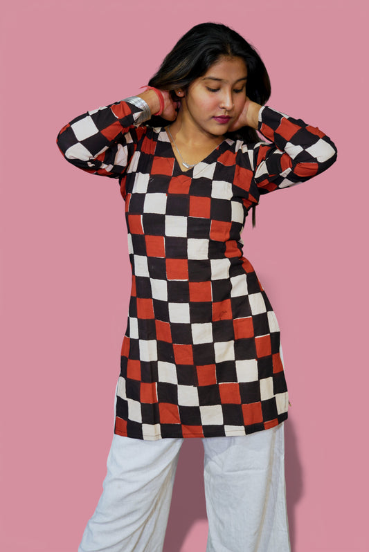Vyanmi Inka Checkerboard Sleeved Corset Kurti