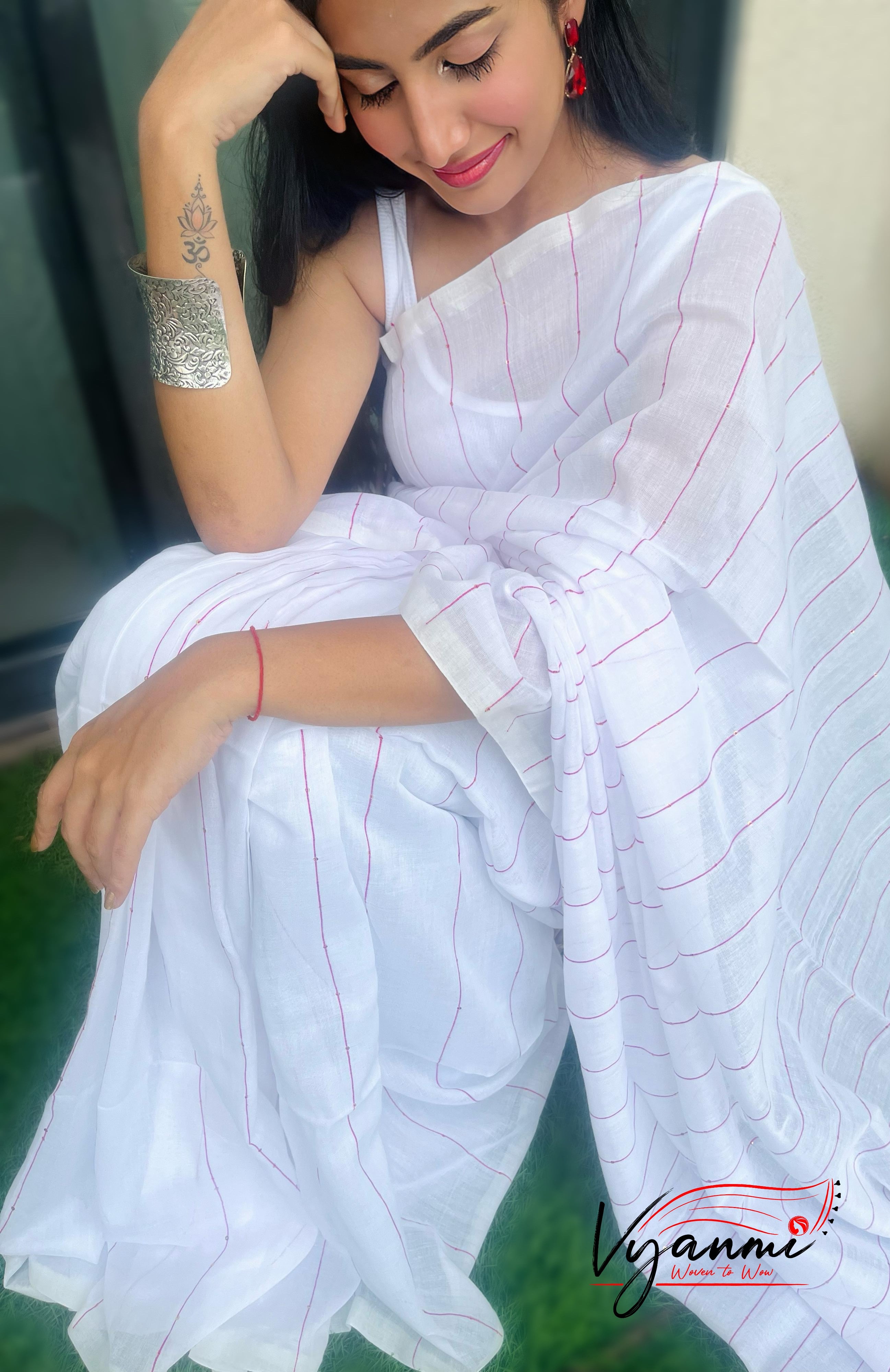 Vyanmi White Sequin & Sass Mulmul Saree
