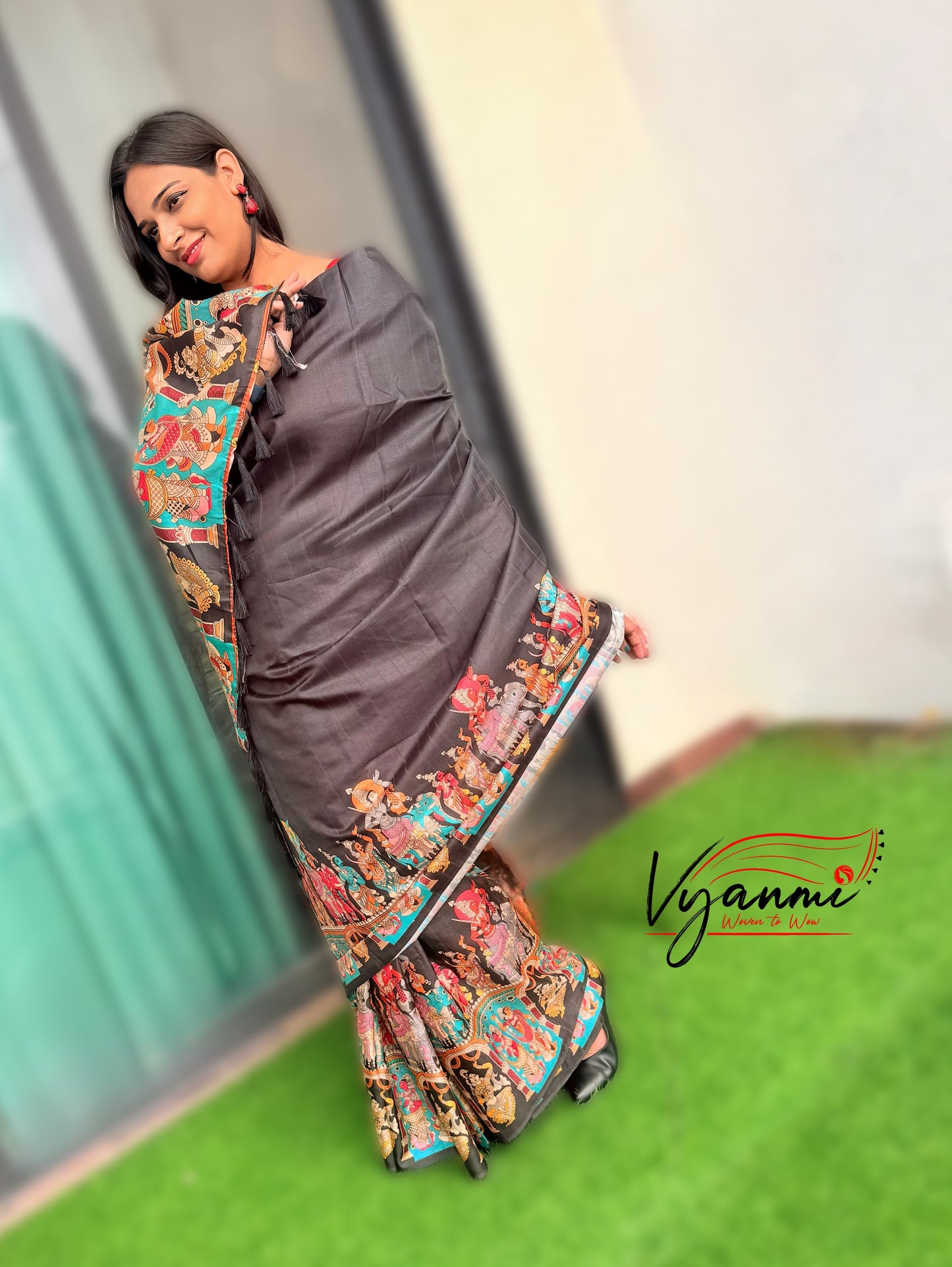 Vyanmi Black Nrityangana Tussar Silk Saree