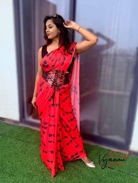 Vyanmi Red Glare Mul Saree
