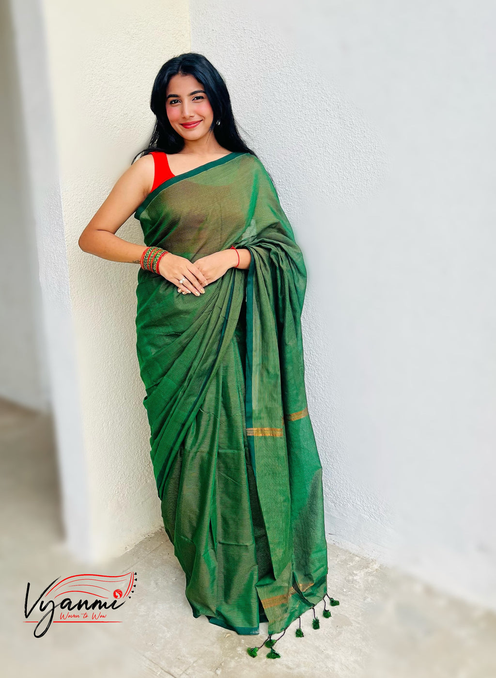 Vyanmi Hari Zari Mul Handloom Saree
