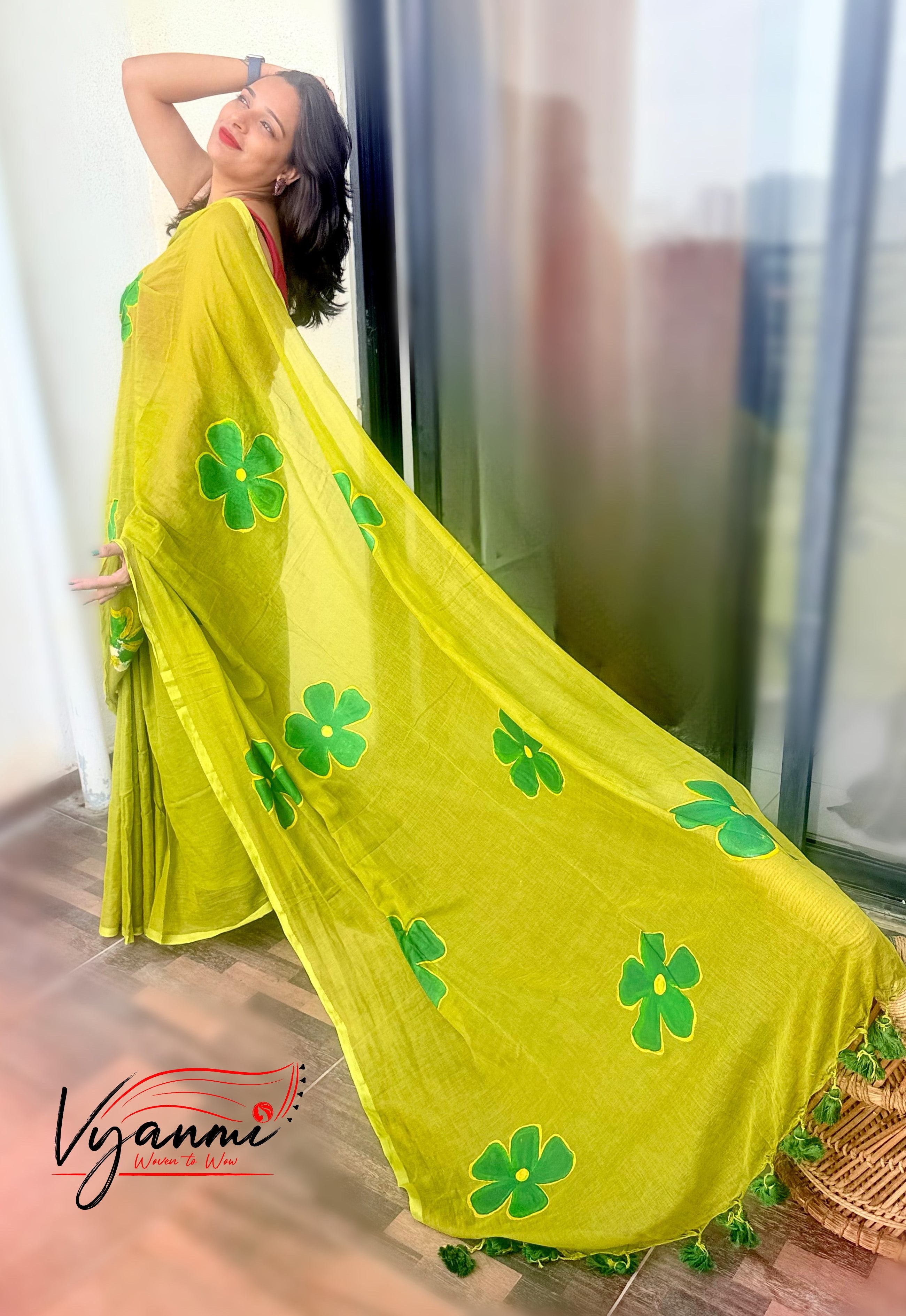 Vyanmi Green Muse Mulmul Saree