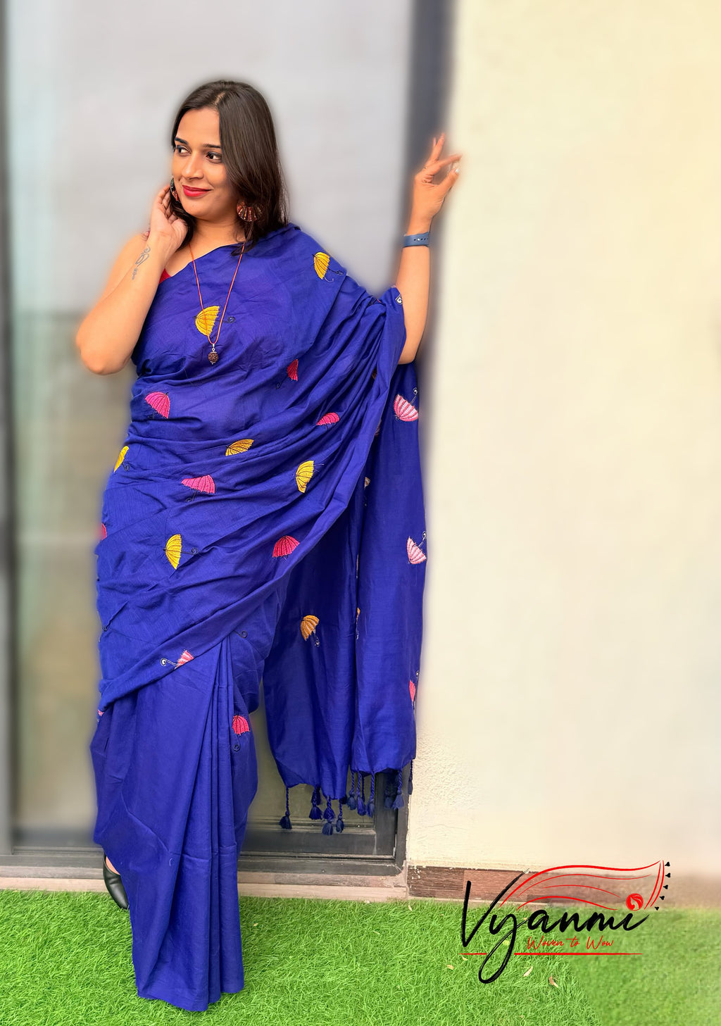 Vyanmi Neeli Baarish Handloom Saree