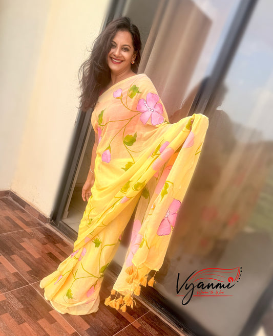Vyanmi Yellow Peppy Mulmul Saree