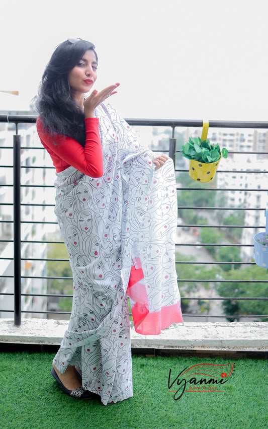 Vyanmi Red Lip Pop Mul Saree