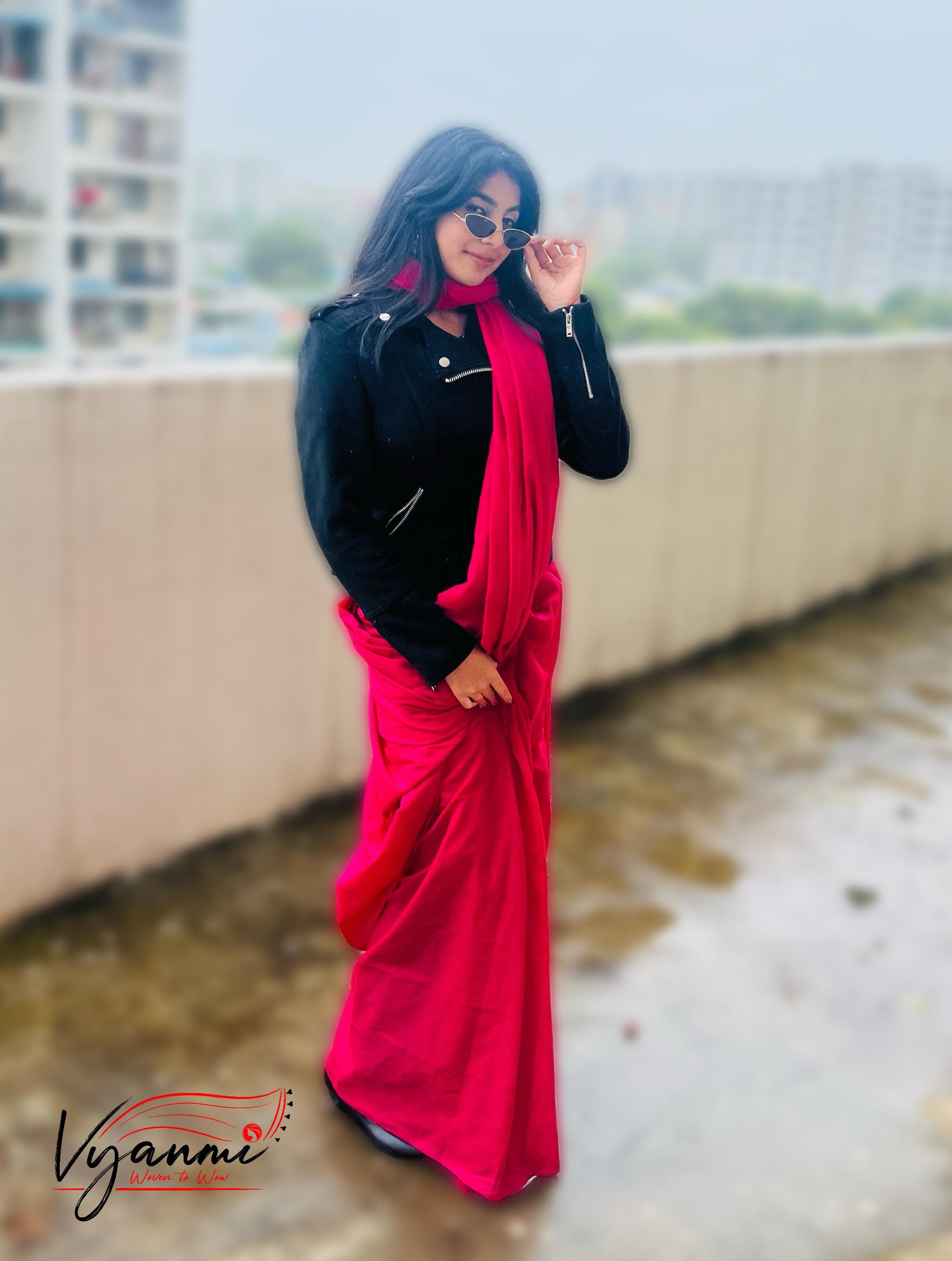 Vyanmi Hot Pink Handloom Saree
