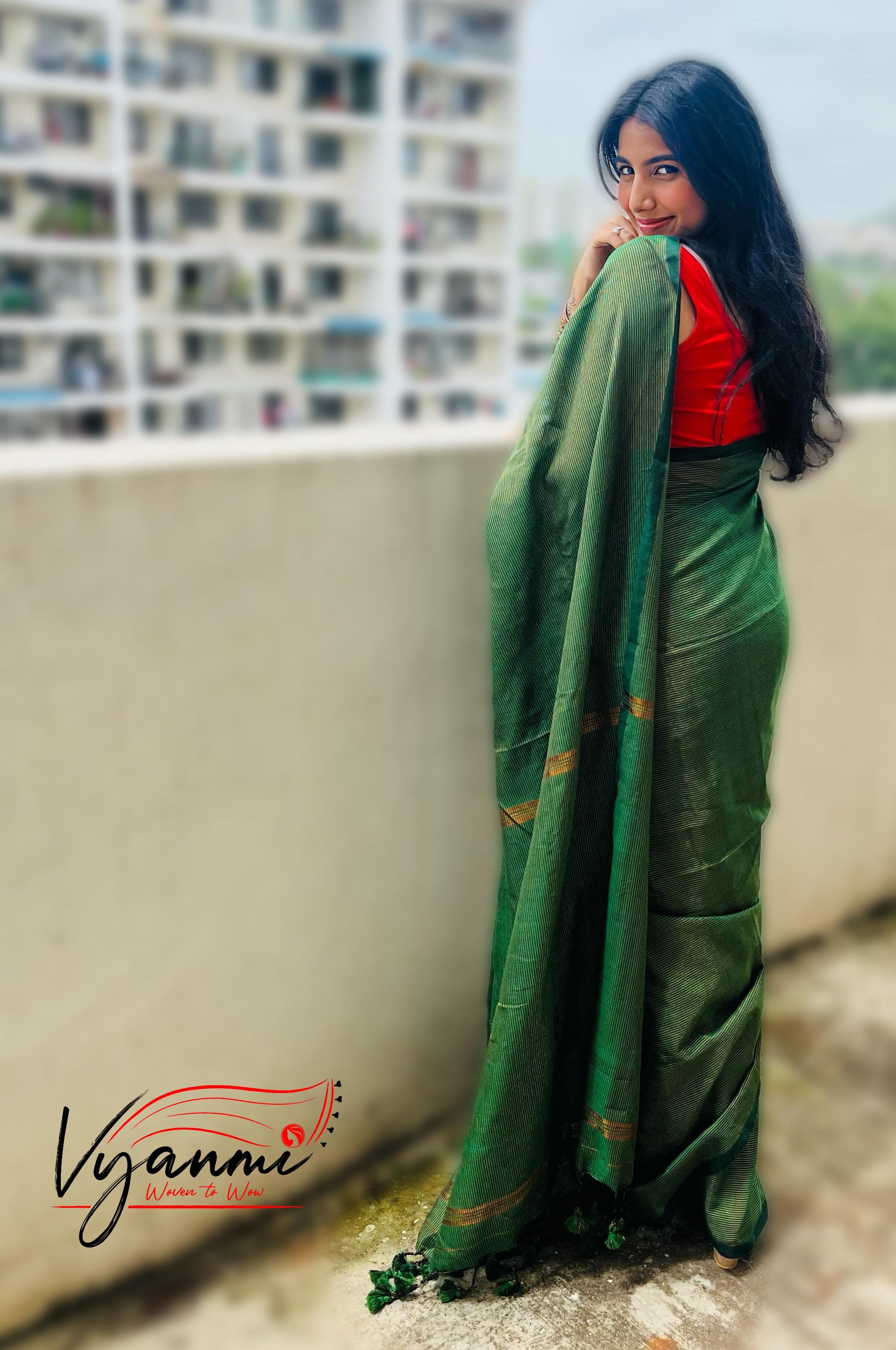 Vyanmi Hari Zari Mul Handloom Saree