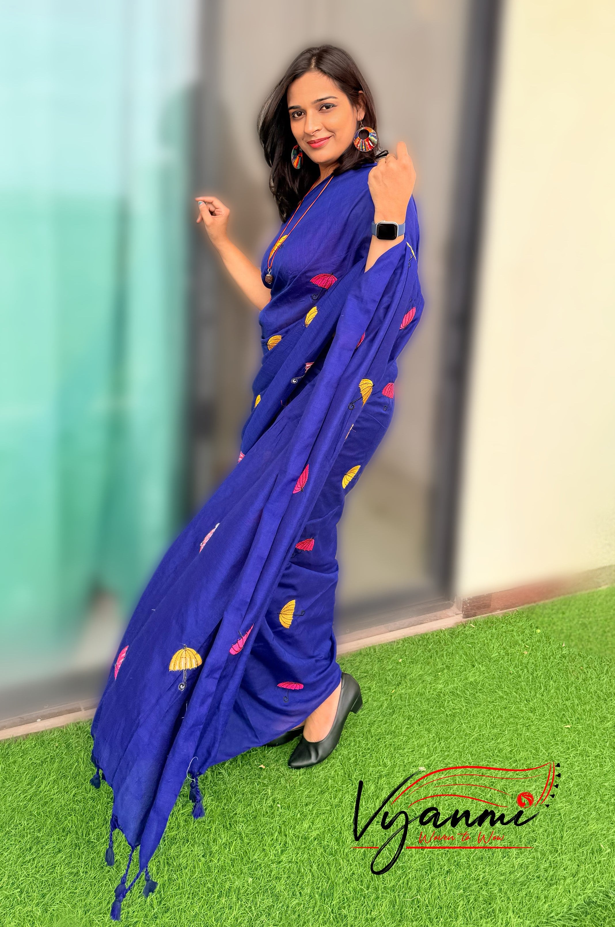 Vyanmi Neeli Baarish Handloom Saree