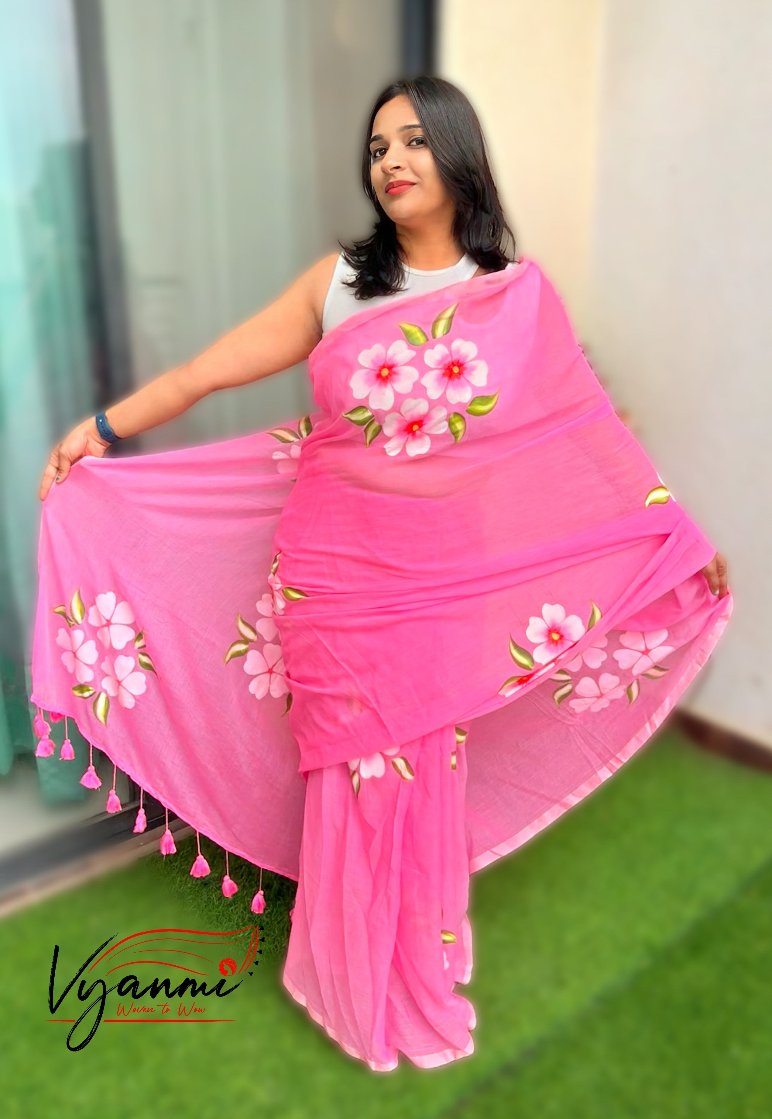 Vyanmi Pink Petal Pop Mulmul Saree