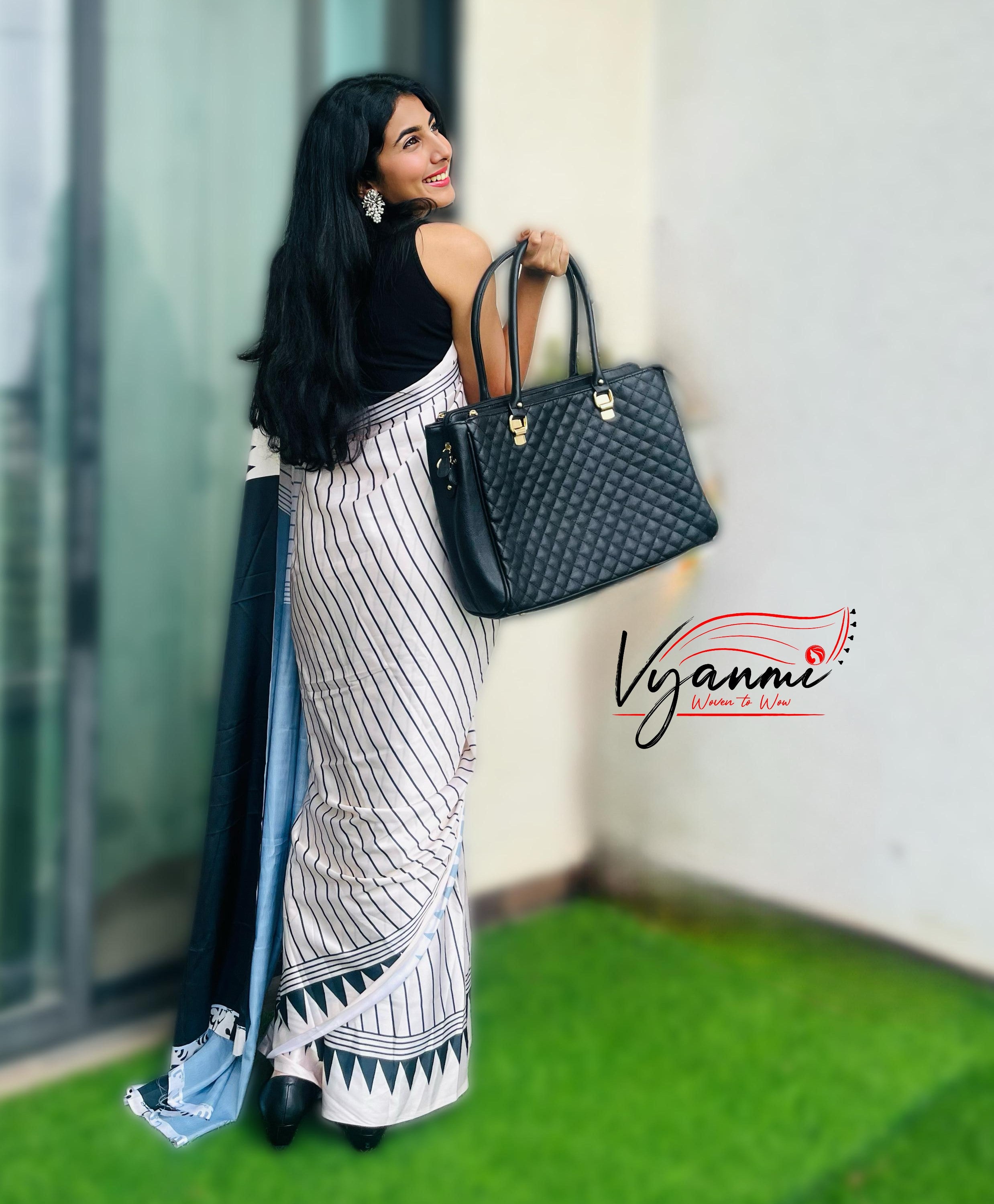 Vyanmi Ivory White Semi Gajji Silk Saree