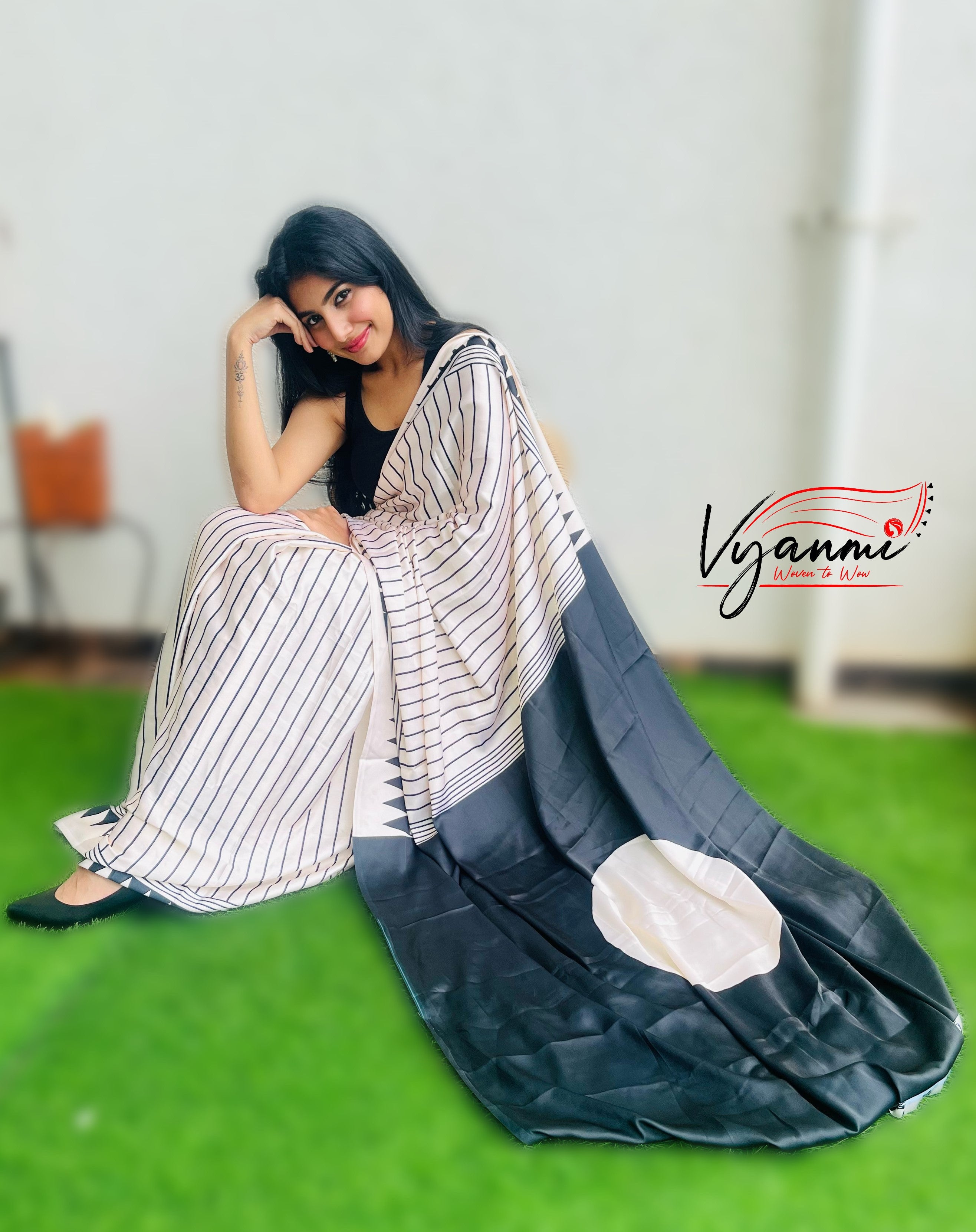 Vyanmi Ivory White Semi Gajji Silk Saree