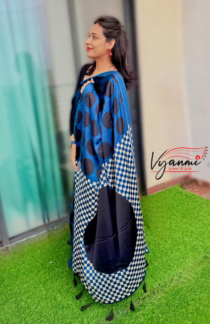 Vyanmi Indigo Pop Semi Gajji Silk Saree