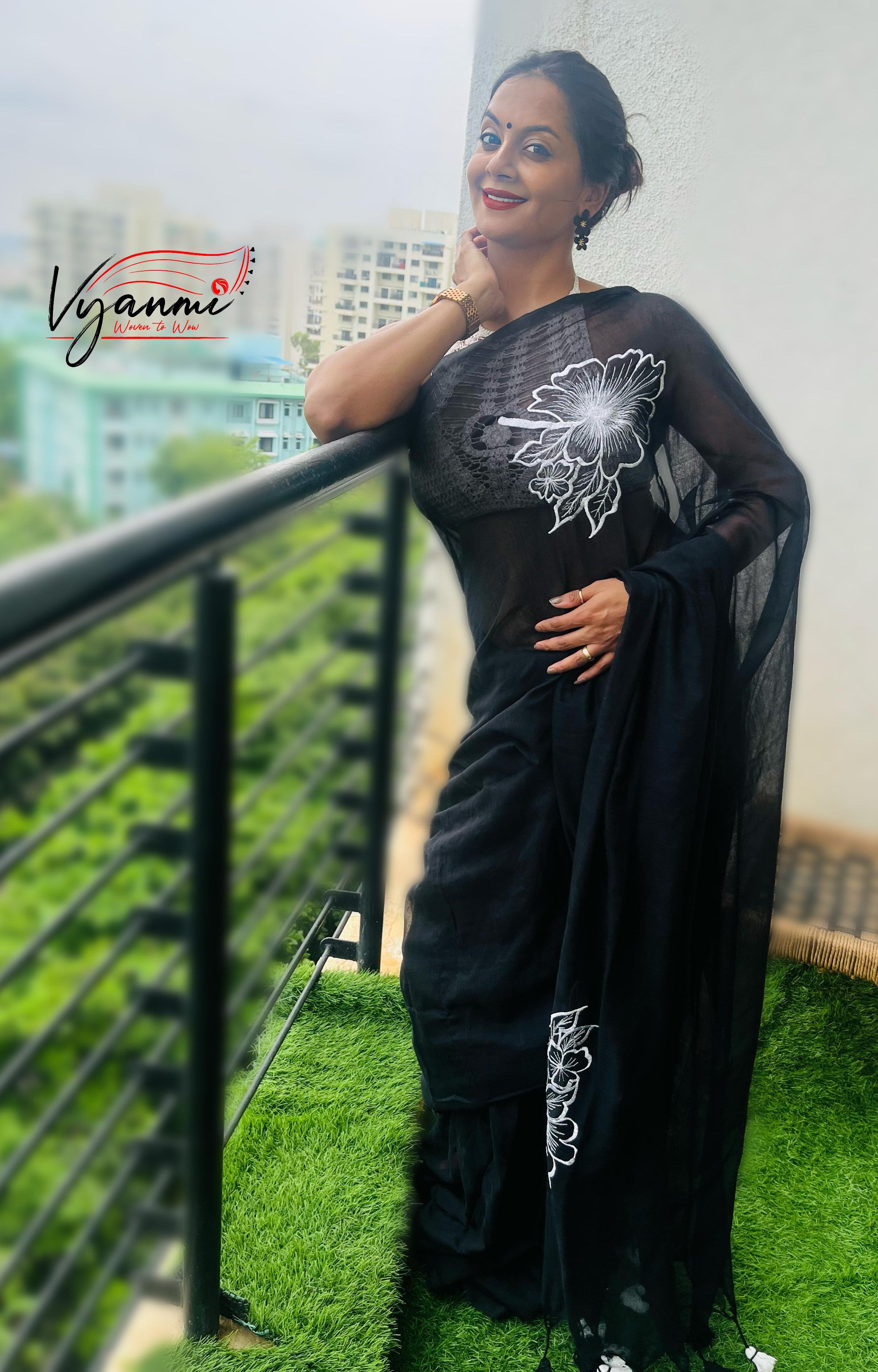 Vyanmi Black & Beyond Mulmul Saree