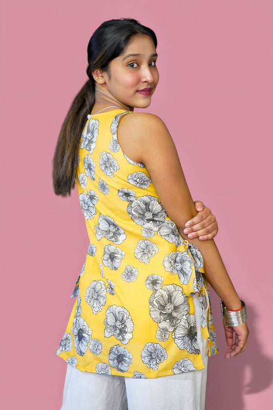 Vyanmi GUL Yellow Bloom Side-Knot Kurti