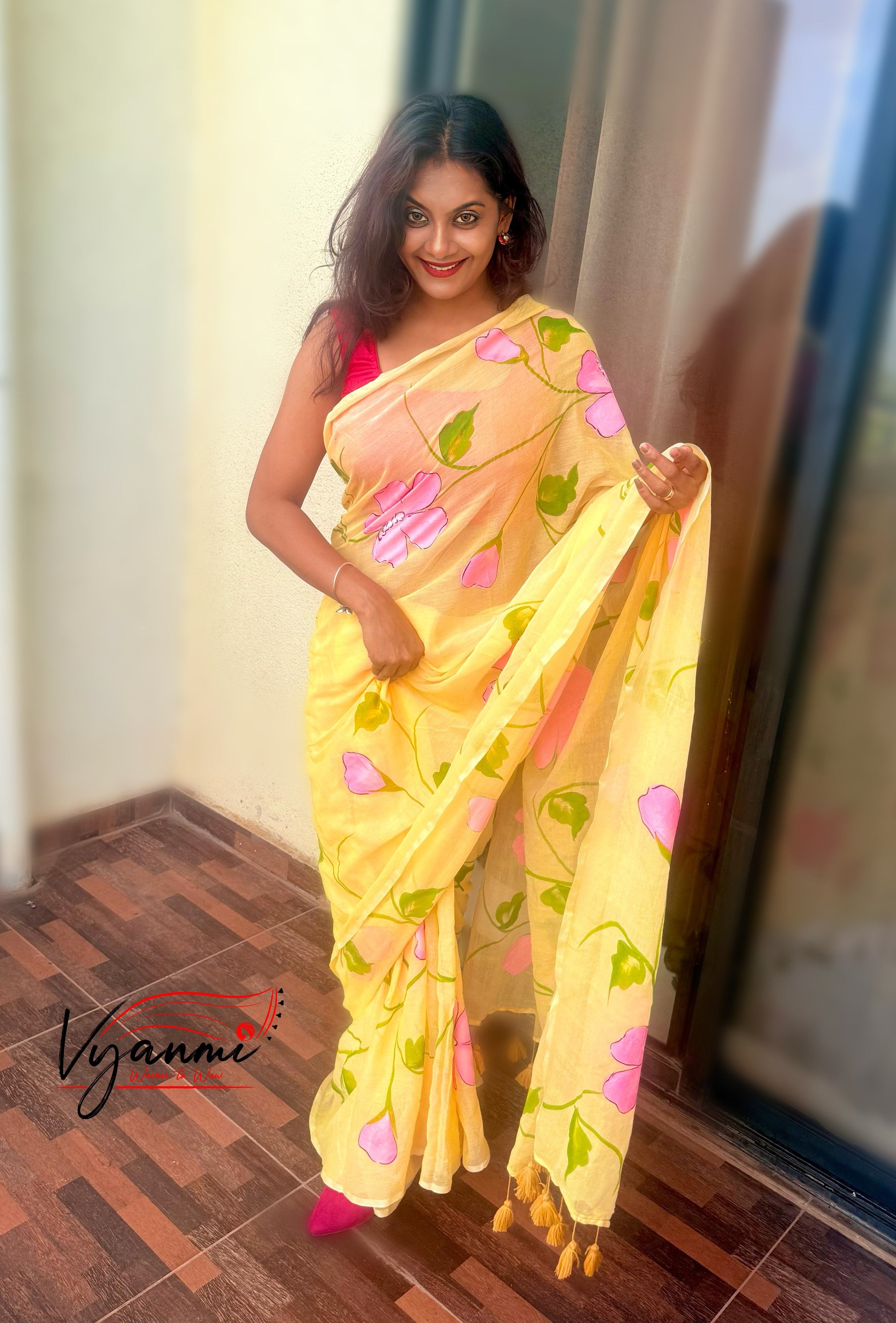 Vyanmi Yellow Peppy Mulmul Saree