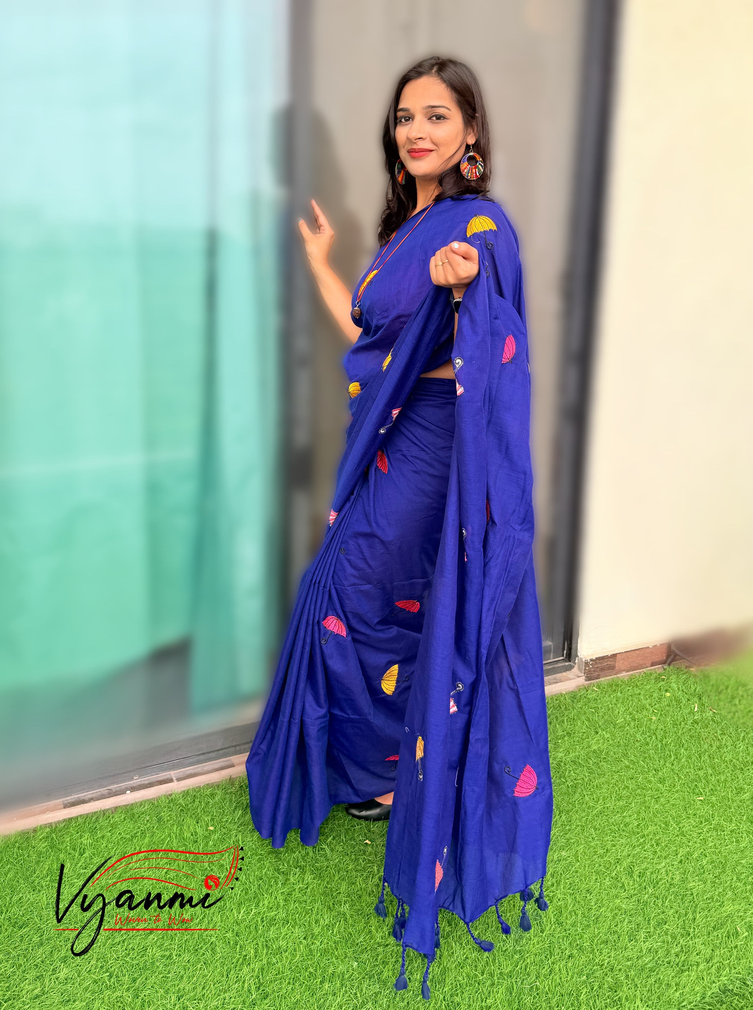 Vyanmi Neeli Baarish Handloom Saree