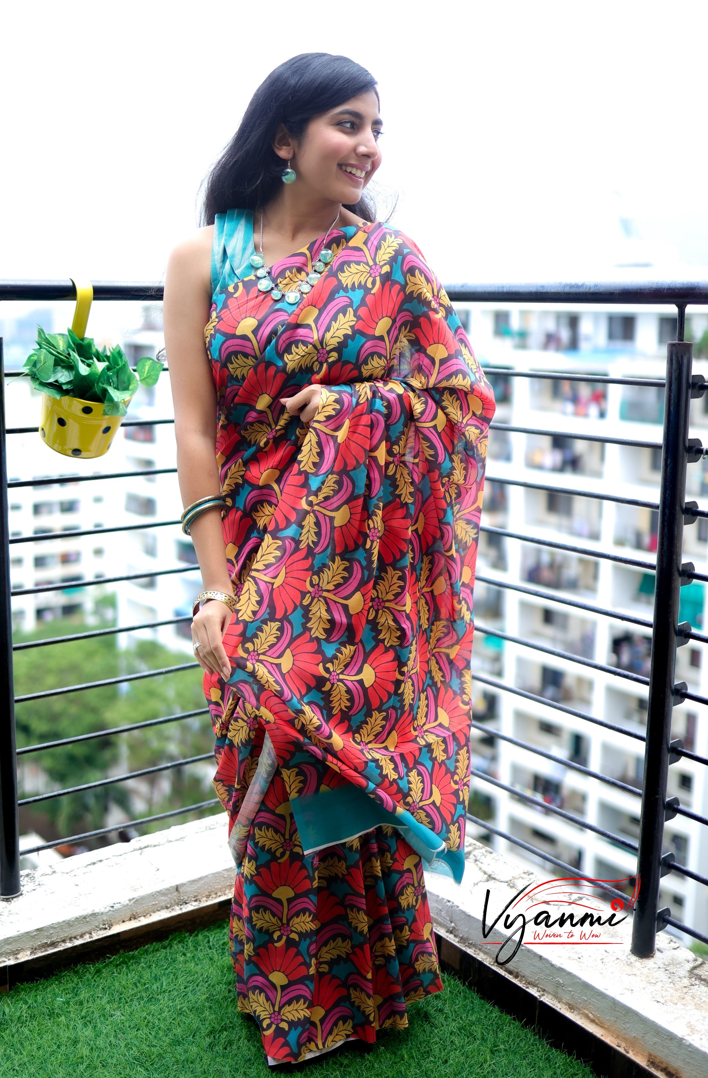 Vyanmi Retro Sundae Mul Saree