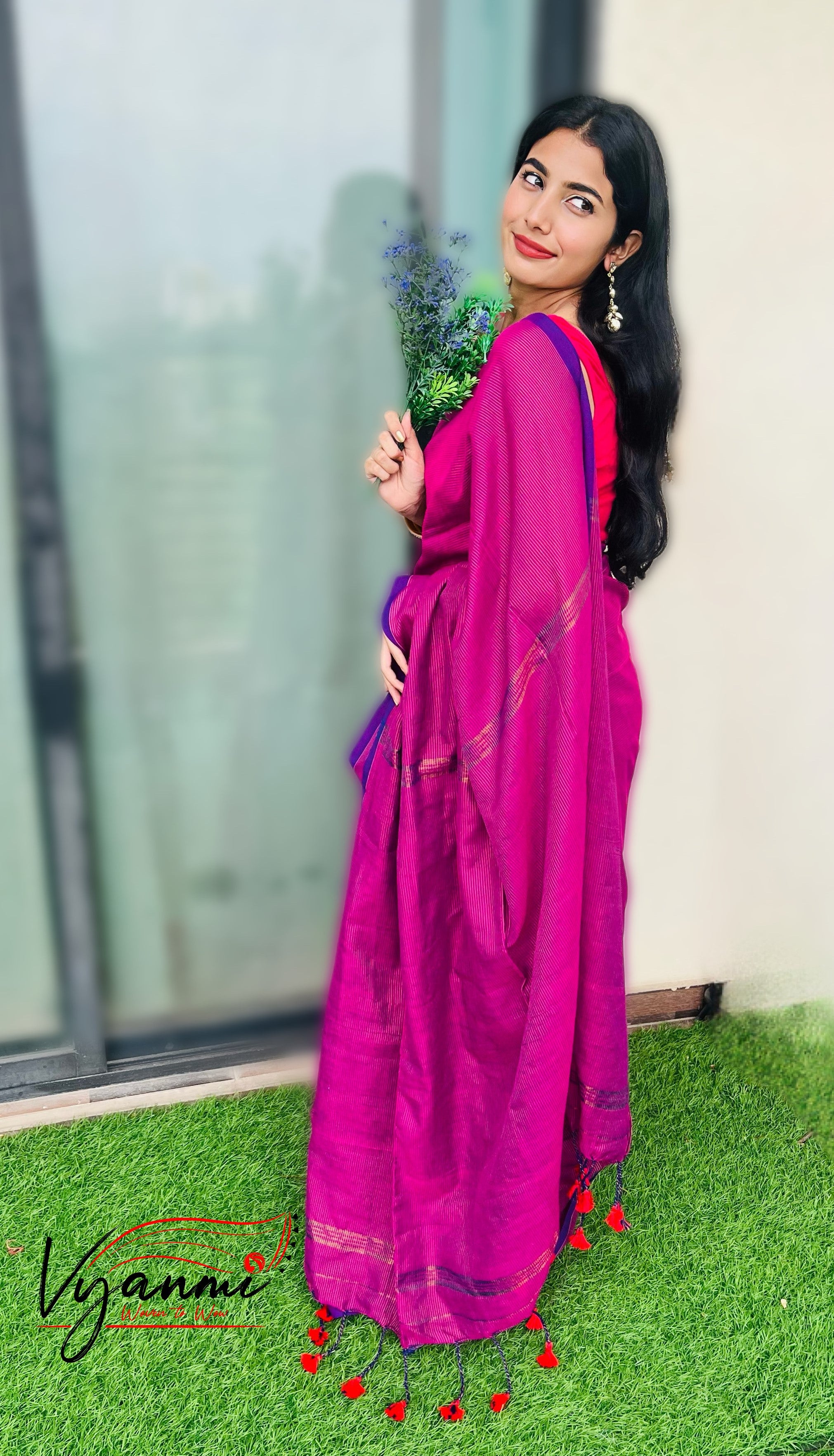 Vyanmi Purplish Zari Mul Handloom Saree