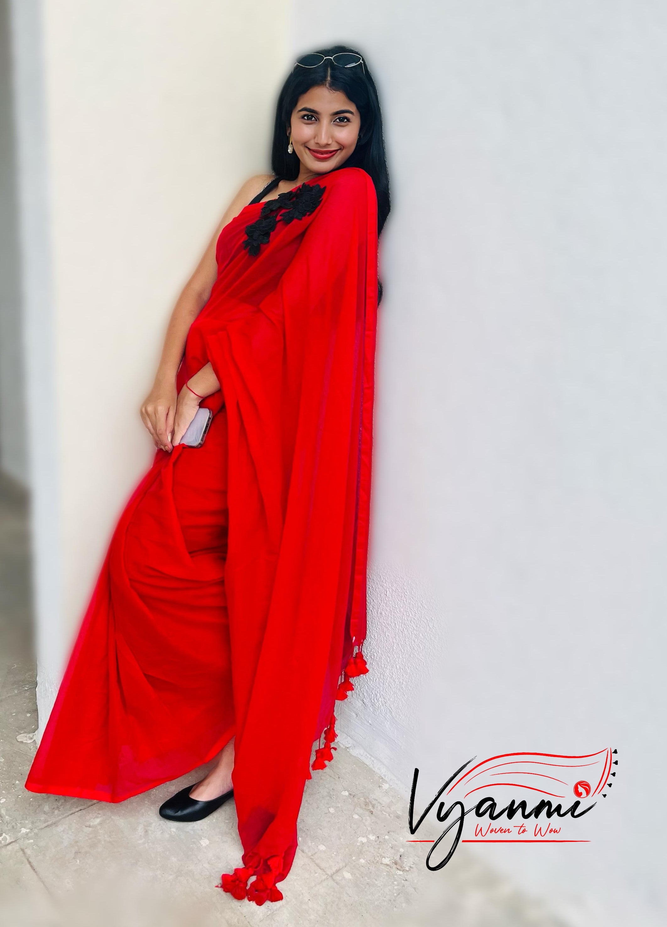 Vyanmi Red Alert Mulmul Saree