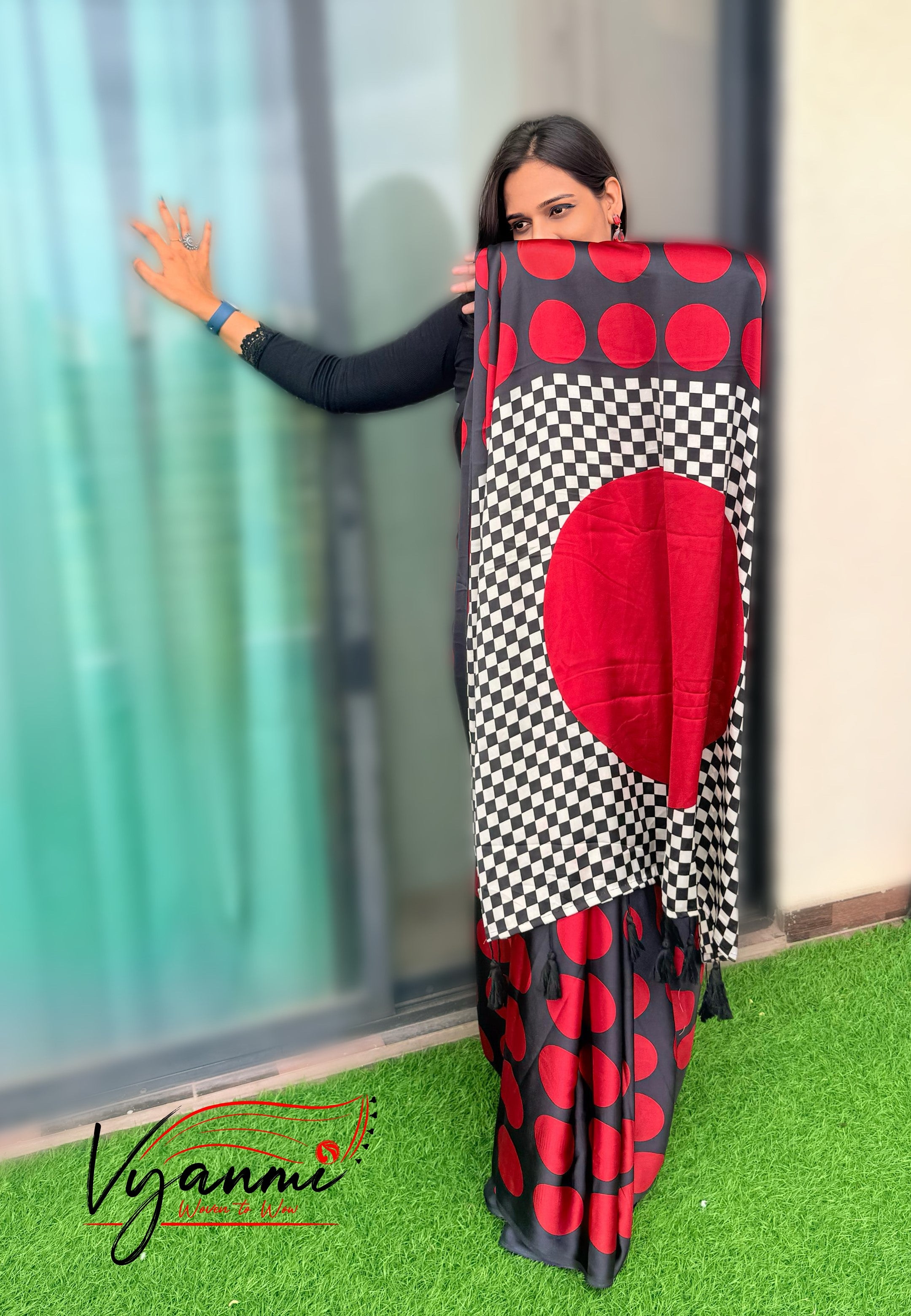 Vyanmi Red Replay Semi Gajji Silk Saree