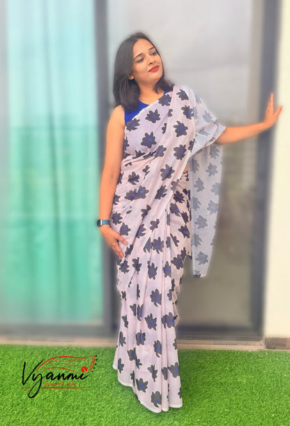 Vyanmi Inked Petals Mul Saree