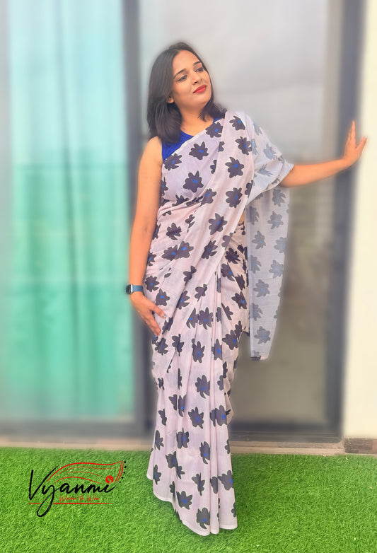 Vyanmi Inked Petals Mul Saree