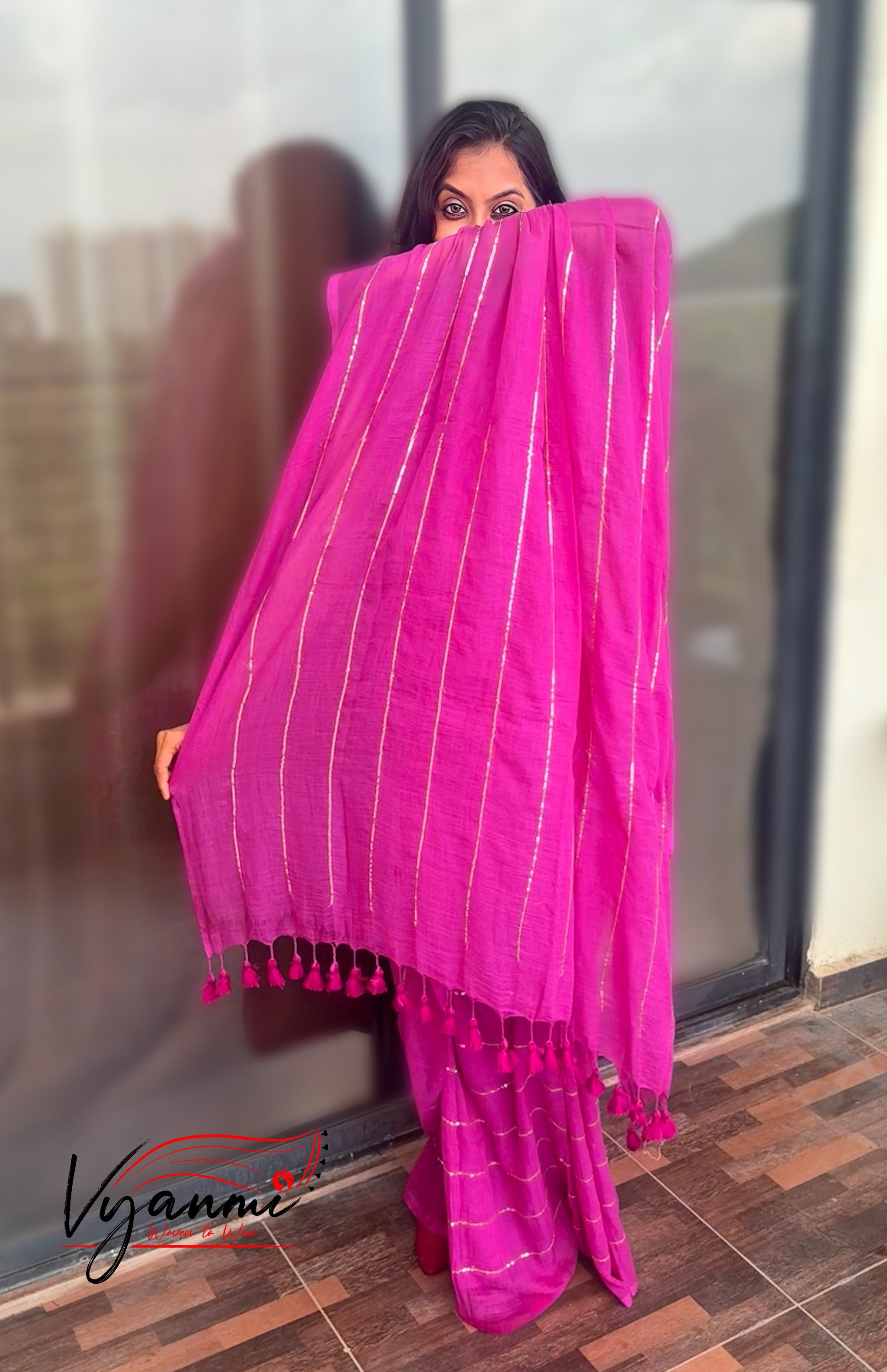 Vyanmi Purplish Sequin Mulmul Saree