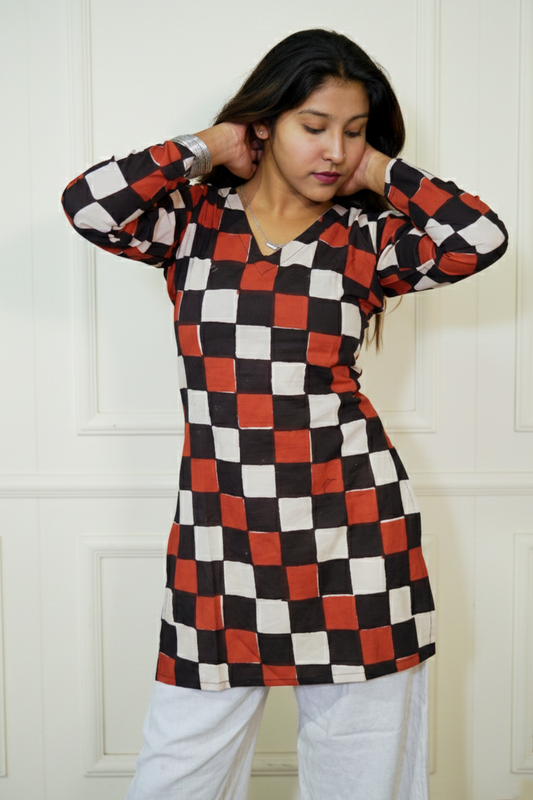 Vyanmi Inka Checkerboard Sleeved Corset Kurti