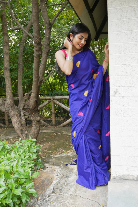 Vyanmi Neeli Baarish Handloom Saree
