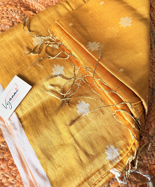 Vyanmi Haldi Haze Tissue Saree