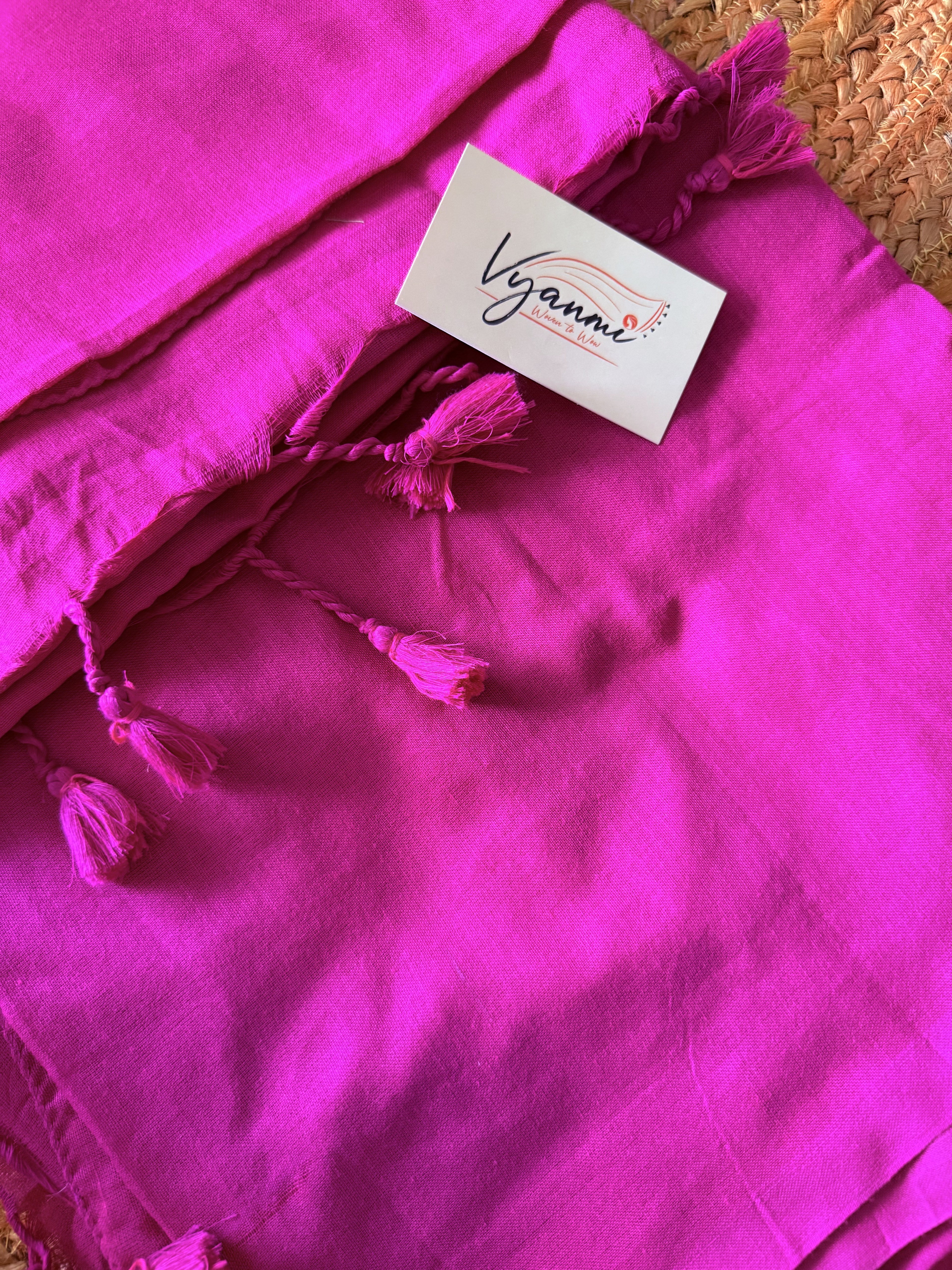 Vyanmi Hot Pink Handloom Saree