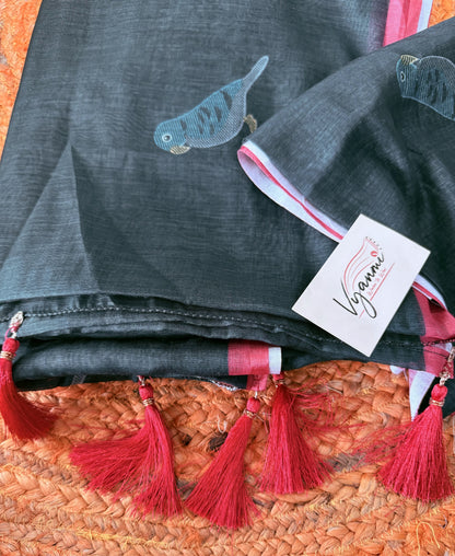 Vyanmi Midnight Mithu Linen Saree