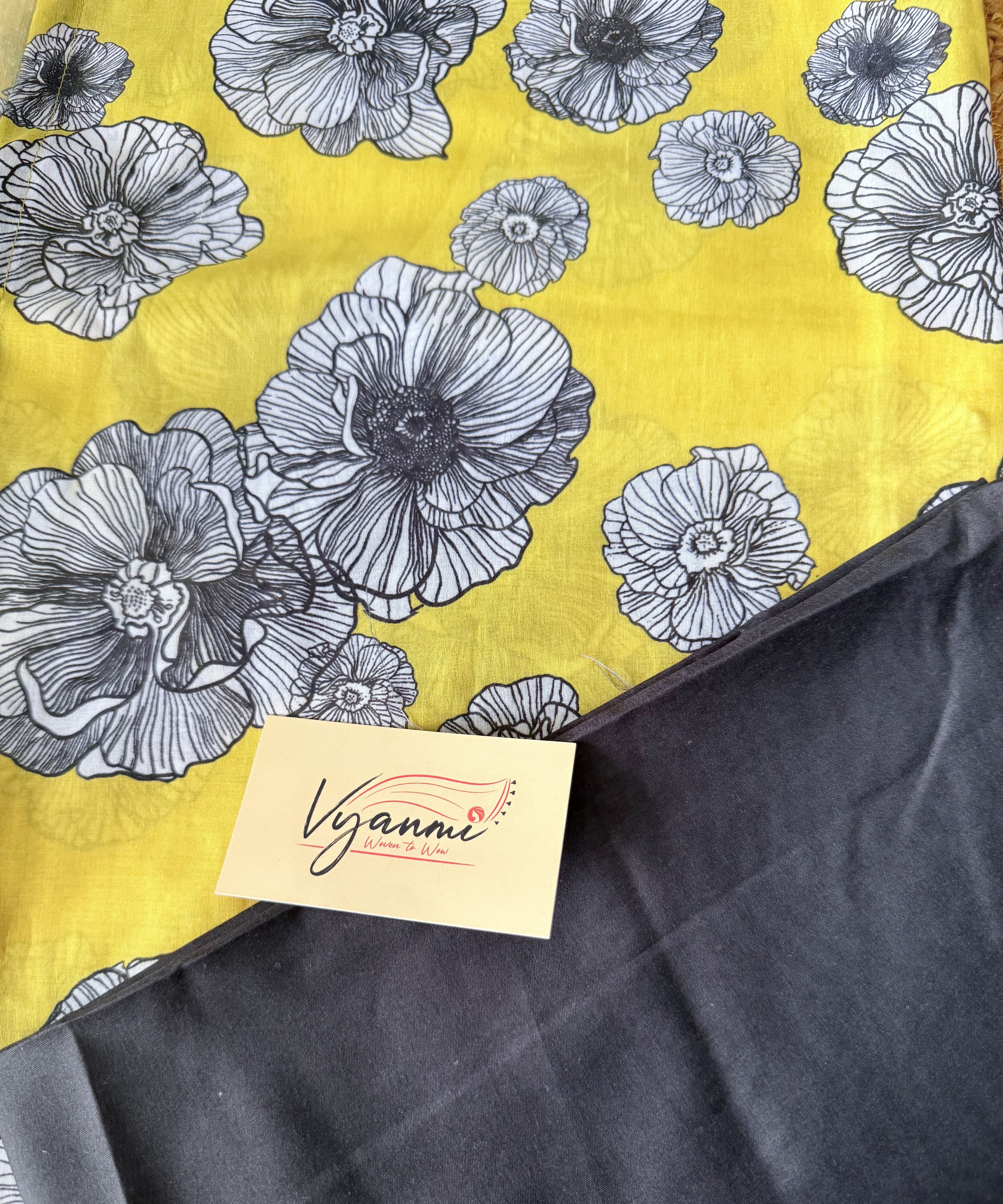 Vyanmi Mellow Yellow Mul Saree