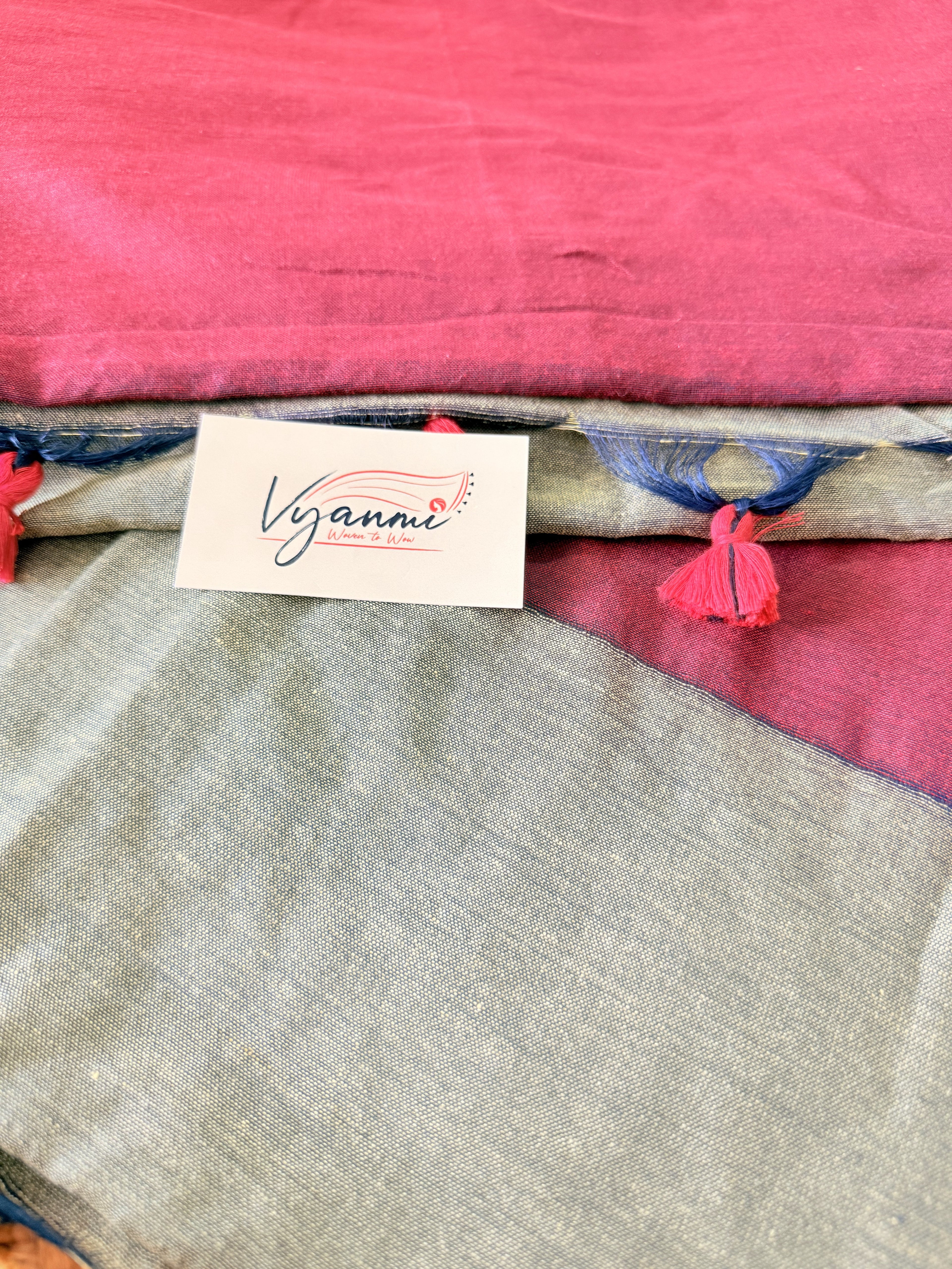 Vyanmi Maroon Tana Handloom Saree
