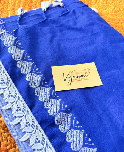 Vyanmi ShvetNeela Handloom Saree